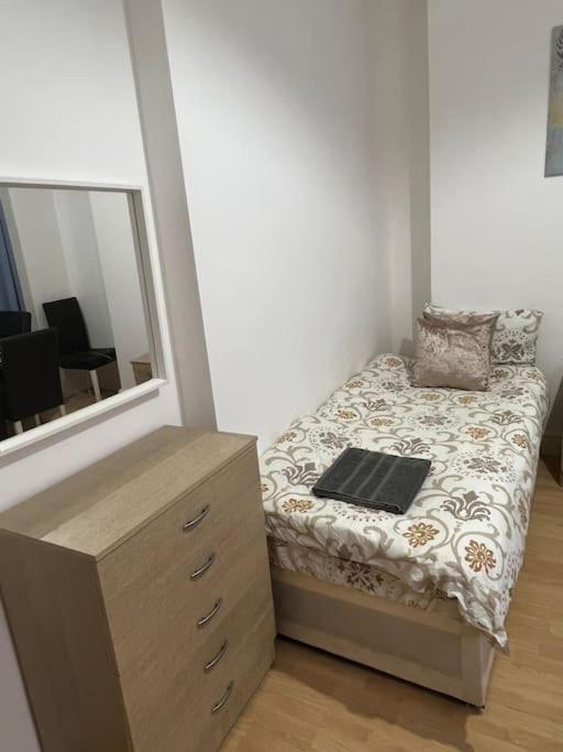 001- Lovely 3-Bedroom Very Close To Oxford Street Londres Exterior foto